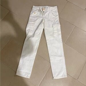 NWOT Aritzia Wilfred Free Modern Cargo Pants White Ivory Size 2 quiet luxury